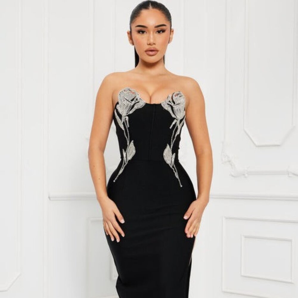 Oscars Lady Embellished Maxi Dress - Black